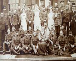 The palace has an important contribution in both the world war. In the First World War, it was used as a convalescence hospital while during the Secon